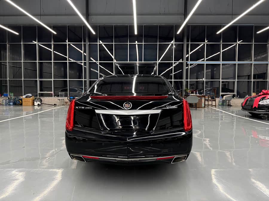 Cadillac XTS 2013 — фото 14