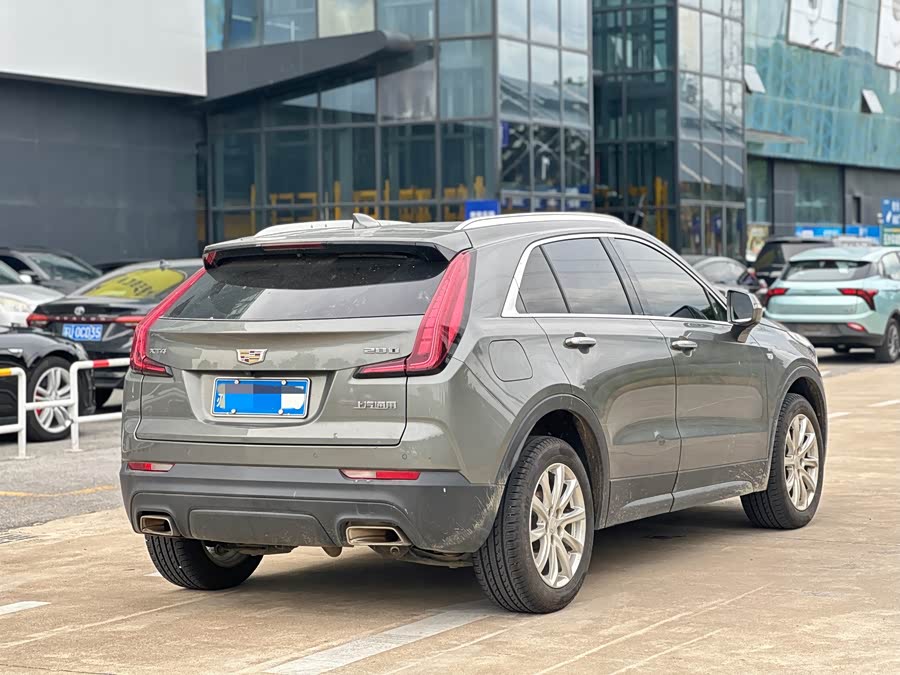 Cadillac XT4 2018 — фото 10