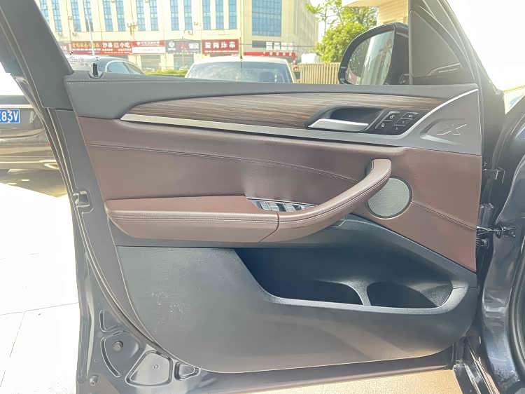 BMW X3 2021