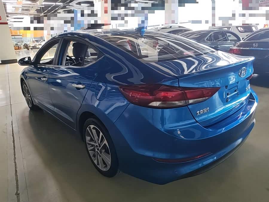Hyundai Celesta 2016