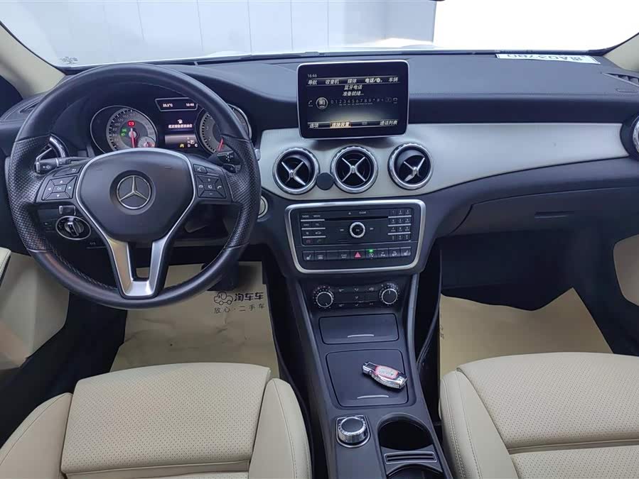 Mercedes-Benz GLA 2016 — фото 12