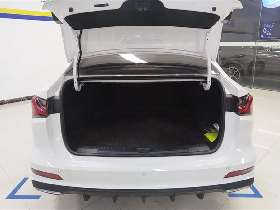 Roewe i5 2023