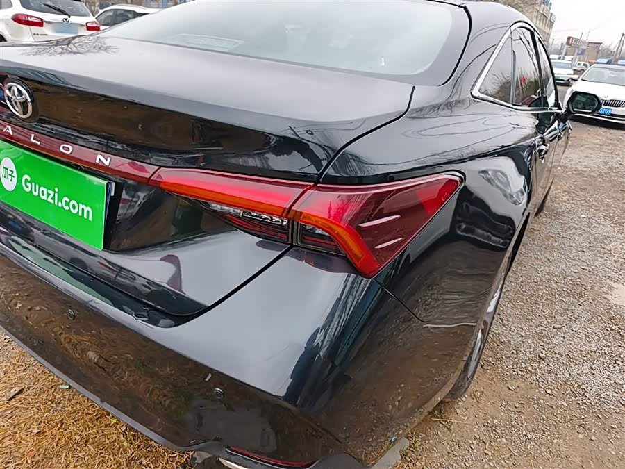 Toyota Avalon 2019 — фото 24