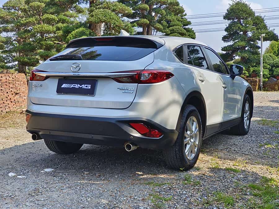 Mazda CX-4 2018 — фото 12