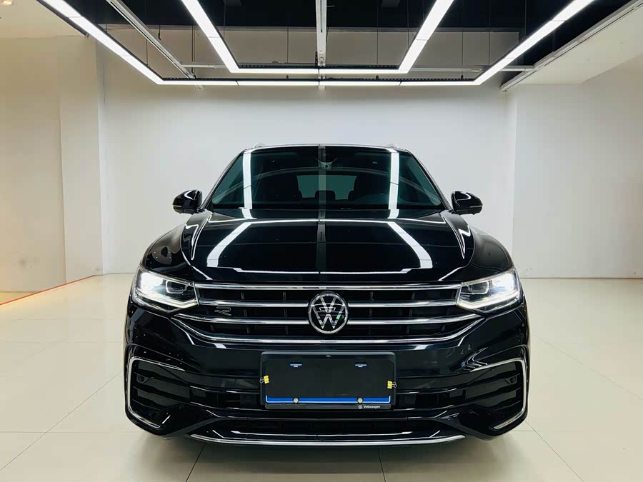 Volkswagen Tiguan L 2023