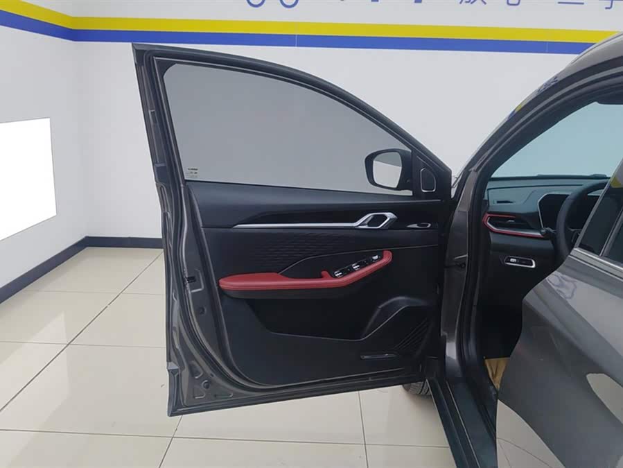 Geely Binyue 2022