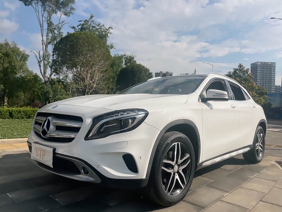 Mercedes-Benz GLA 2016