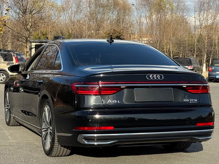 Audi A8 2023