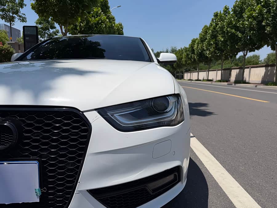 Audi A4L 2013