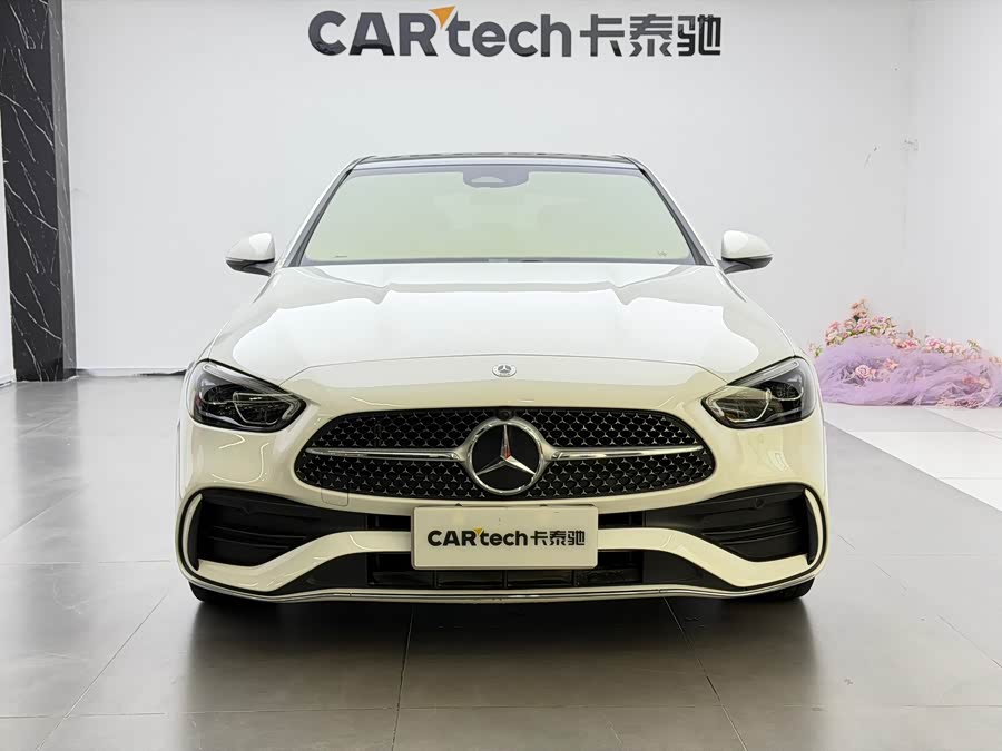 Mercedes-Benz C-Class 2024