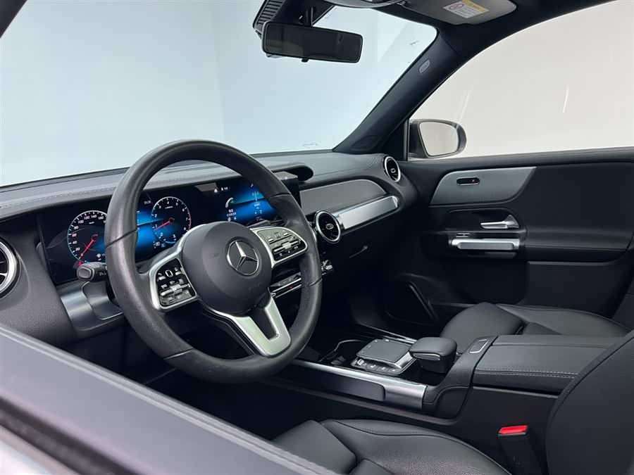 Mercedes-Benz GLB 2021 — фото 16