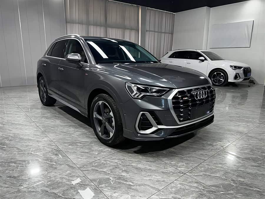 Audi Q3 2022