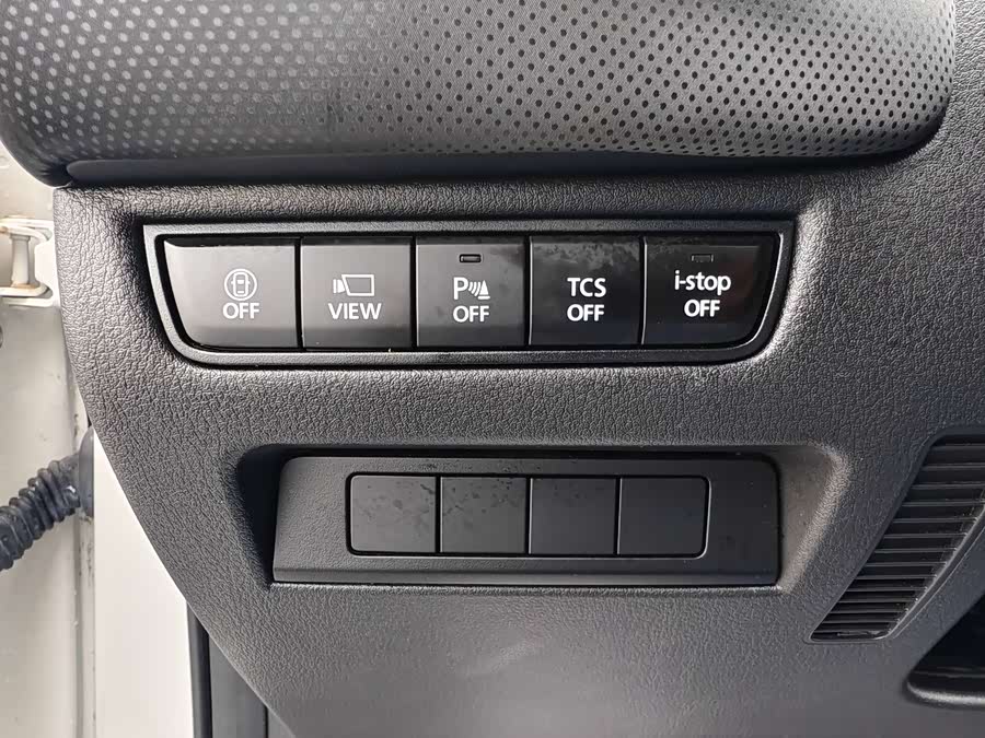 Mazda CX-50 OK 2023 — фото 17