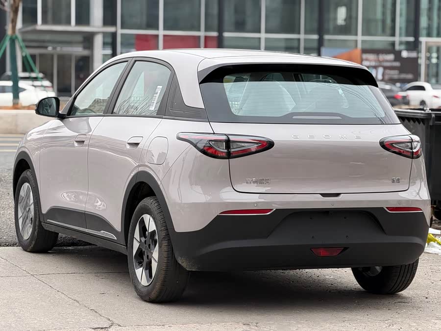 Geely Galaxy Starwish 2026 — фото 21