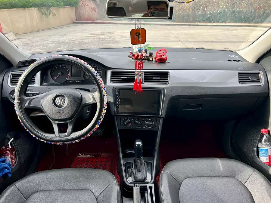Volkswagen Santana 2015