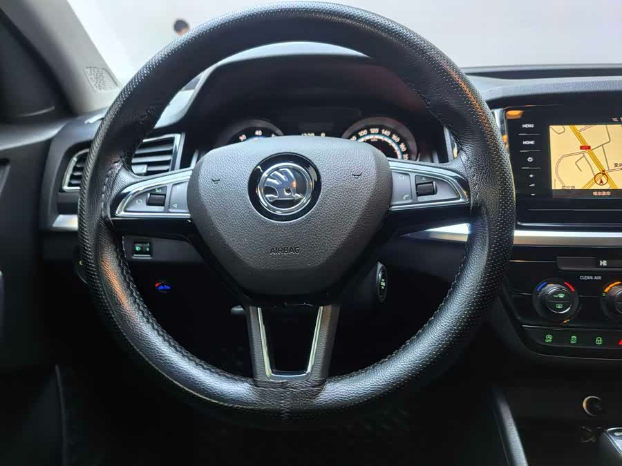 Skoda Kamiq 2022 — фото 10