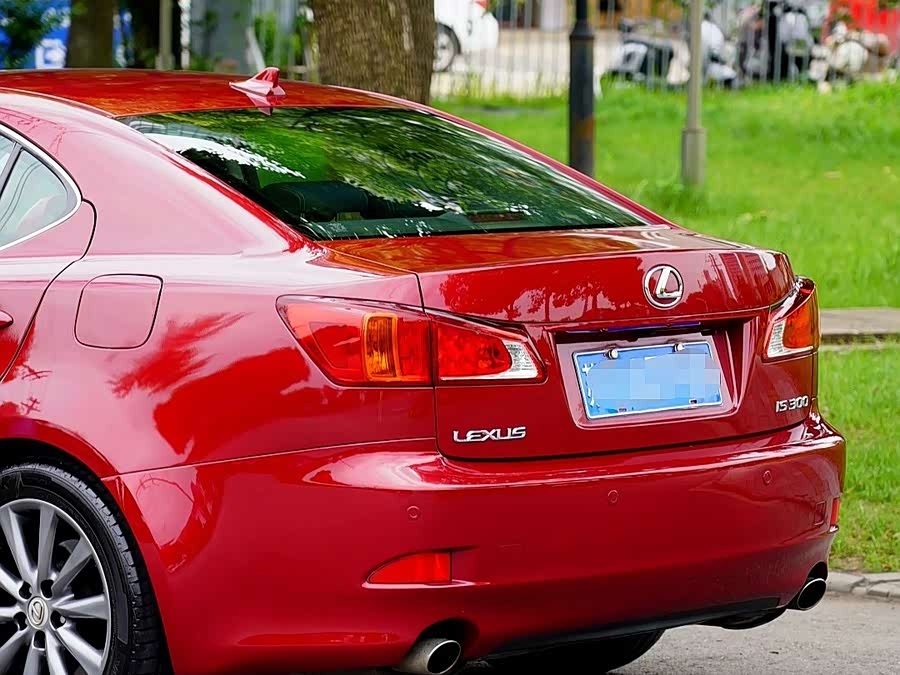 Lexus IS 2009