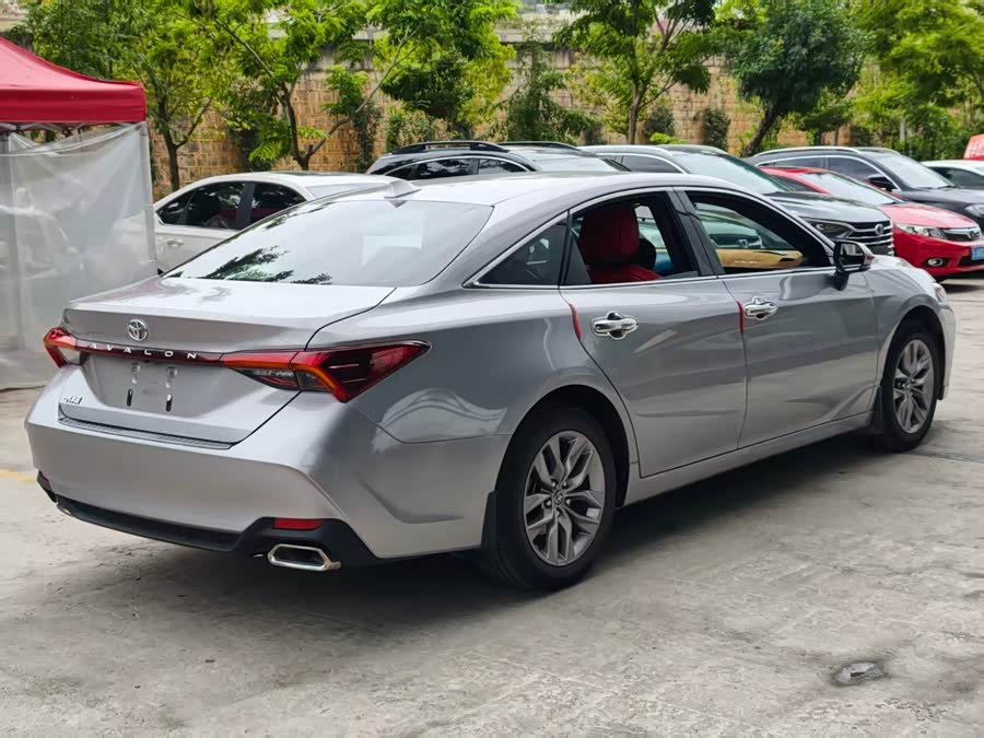 Toyota Avalon 2019 — фото 16