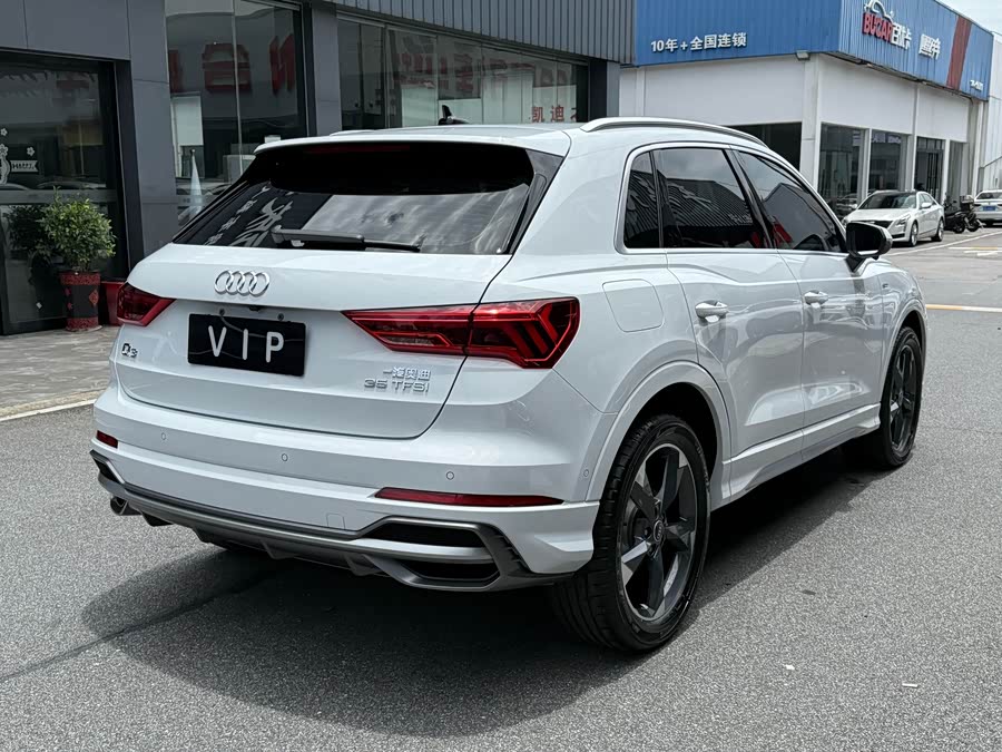 Audi Q3 2022