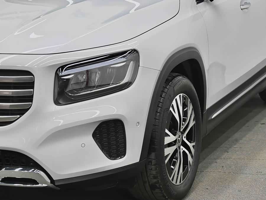 Mercedes-Benz GLB 2024 — фото 19