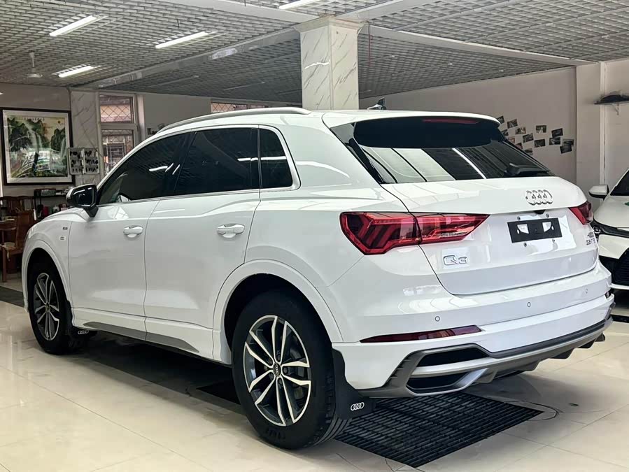 Audi Q3 2022