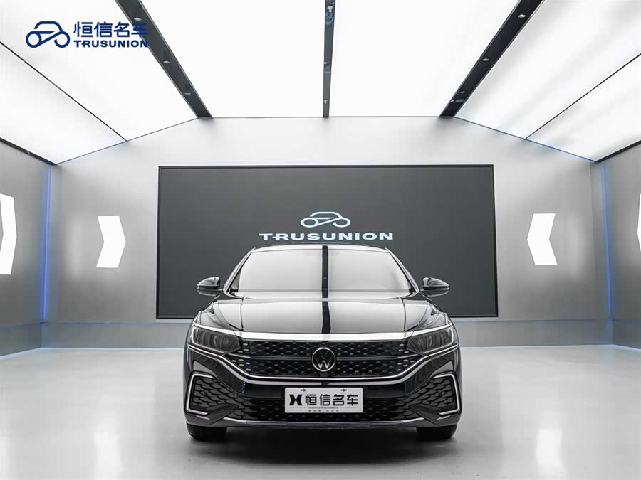 Volkswagen Passat 2024