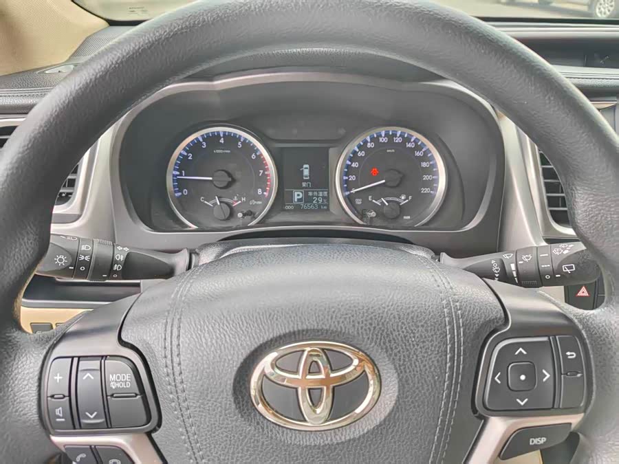 Toyota Highlander 2018 — фото 10