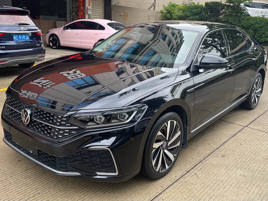 Volkswagen Passat 2022