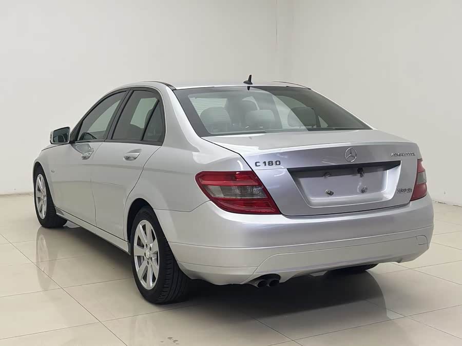 Mercedes-Benz C-Class 2010