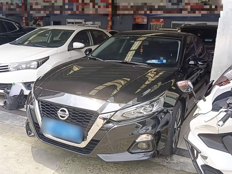 Nissan Teana 2021