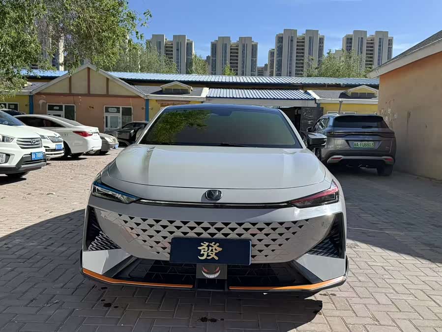Changan UNI-V 2024