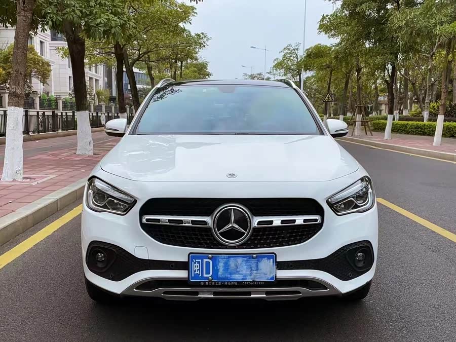 Mercedes-Benz GLA 2020
