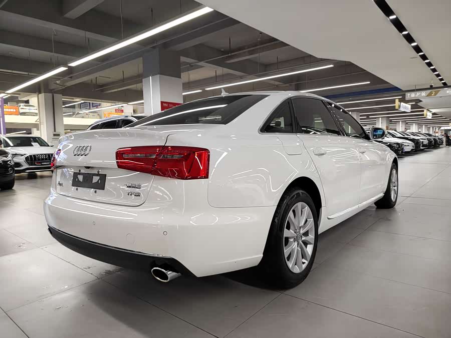 Audi A6L 2014 — фото 11