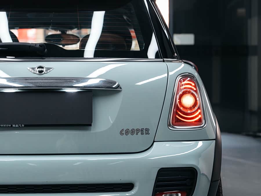 MINI MINI 2011