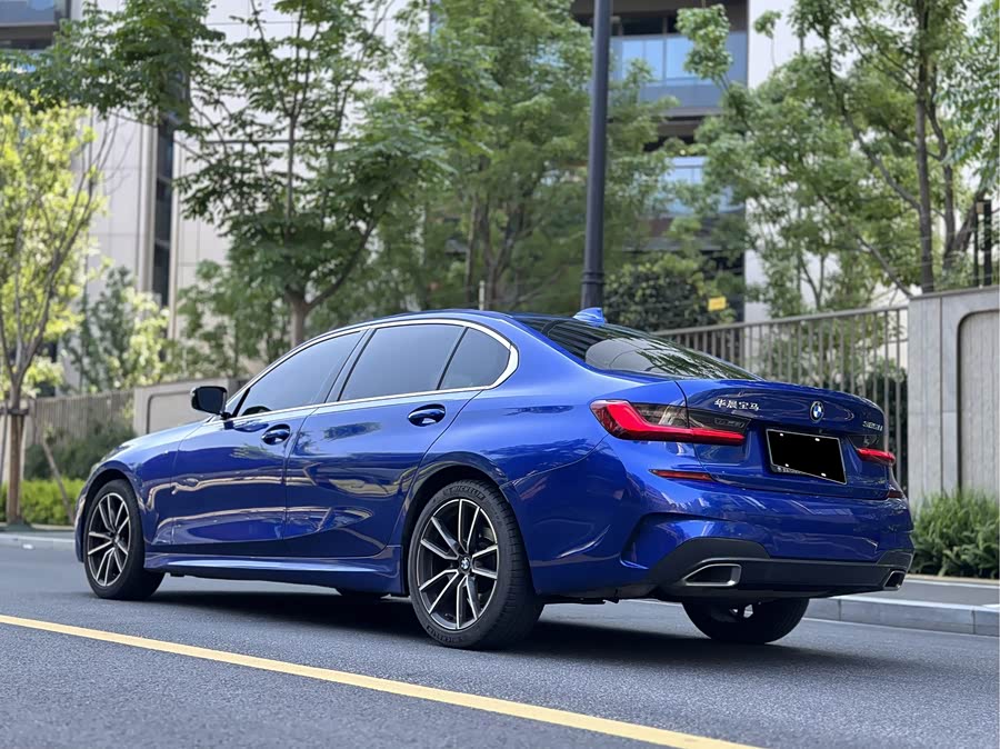 BMW 3 Series 2022
