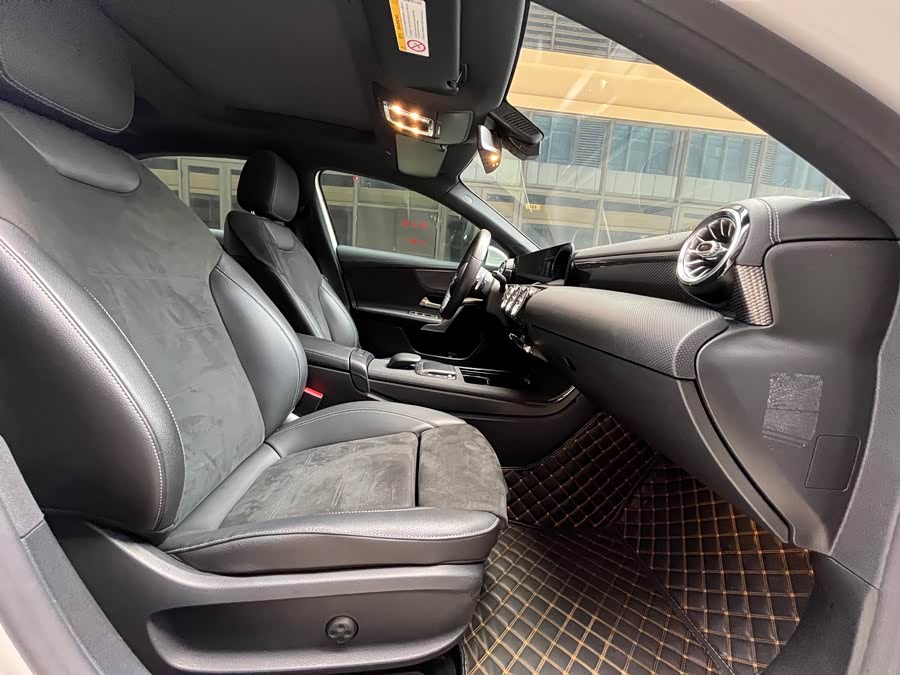 Mercedes-Benz A-Class 2021 — фото 12