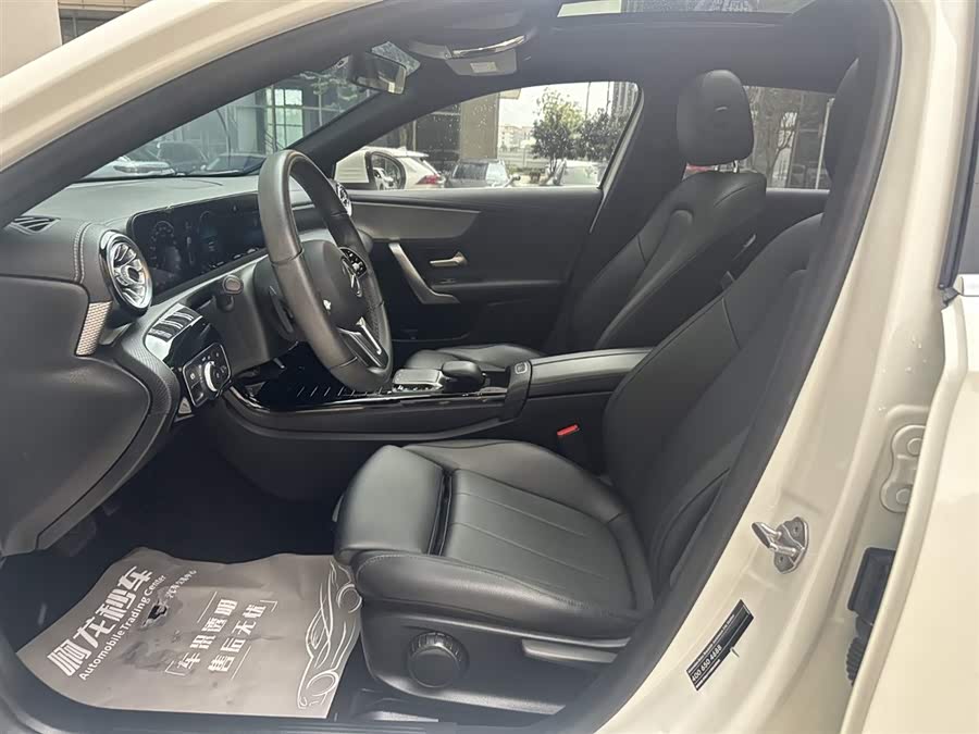 Mercedes-Benz A-Class 2021 — фото 10
