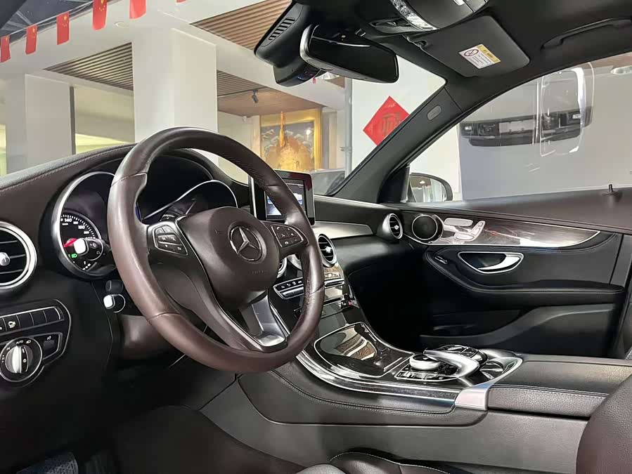 Mercedes-Benz GLC 2019