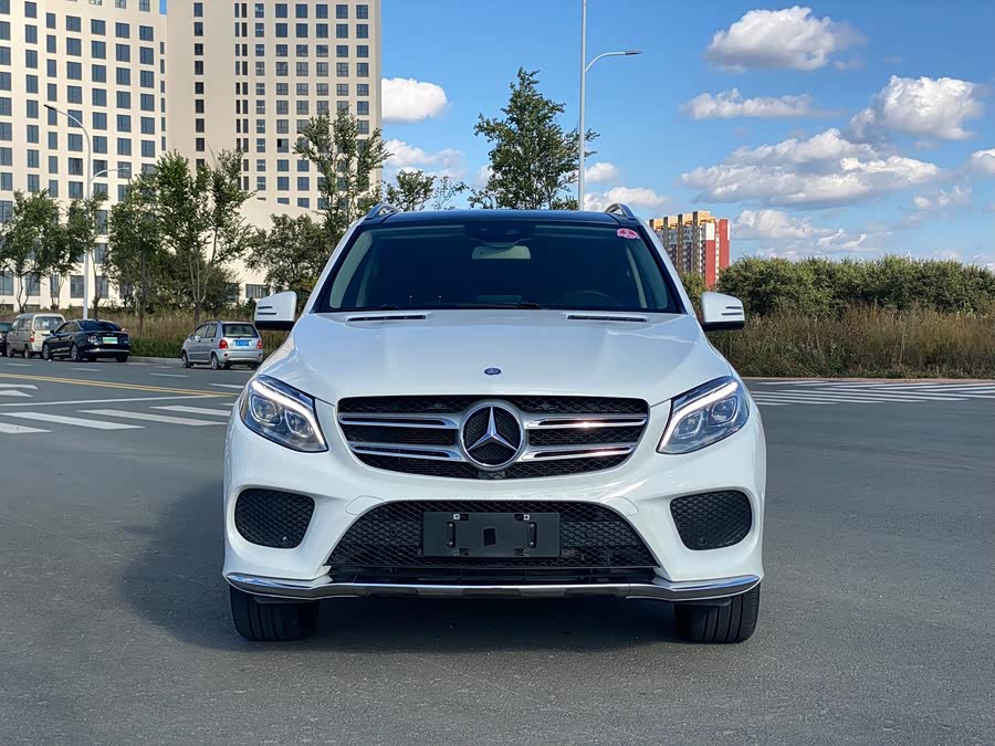 Mercedes-Benz GLE 2016