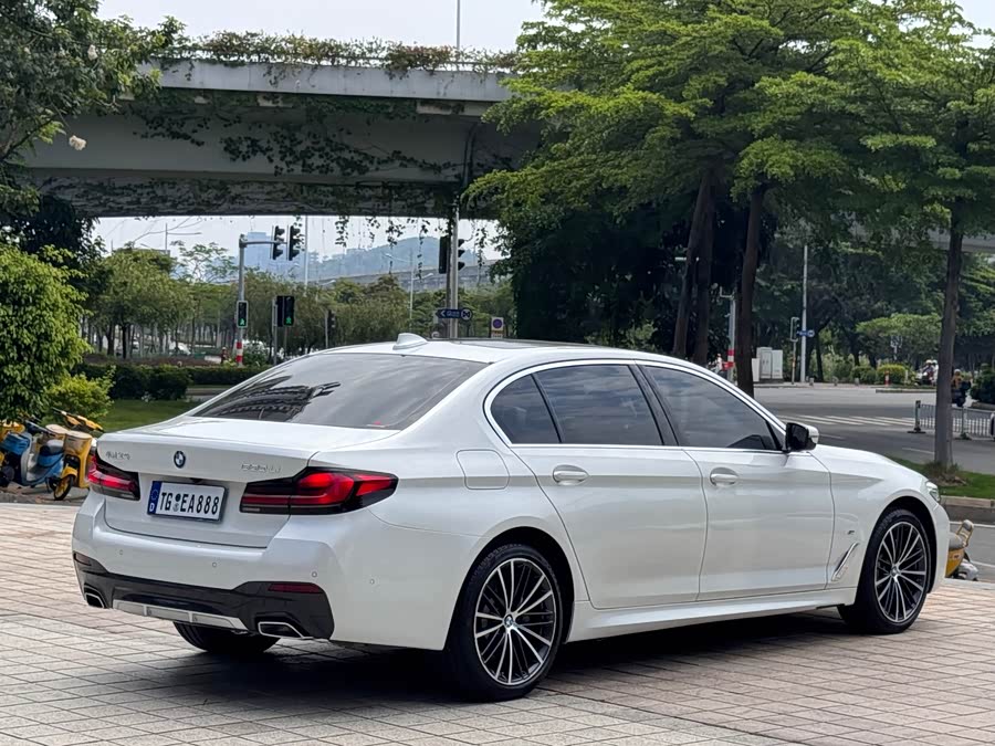 BMW 5 Series 2022