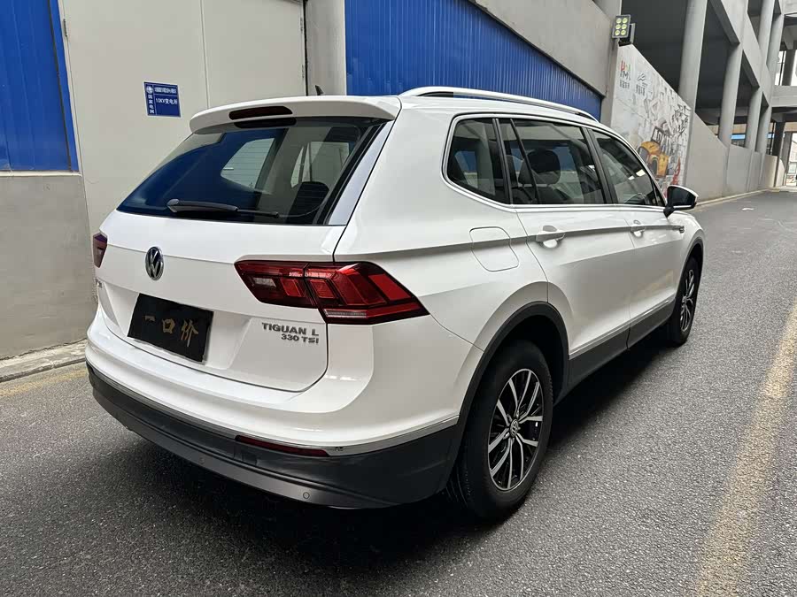 Volkswagen Tiguan L 2017