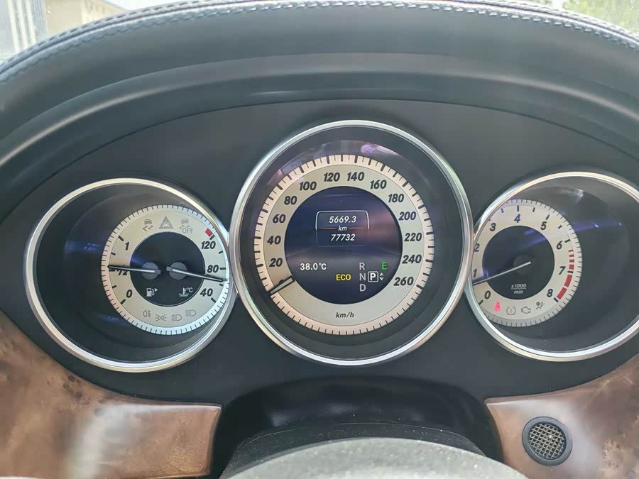 Mercedes-Benz CLS 2012