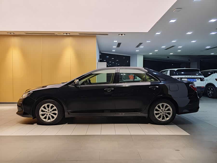Toyota Camry 2016