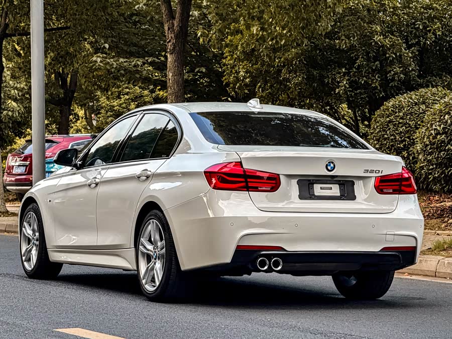 BMW 3 Series 2018