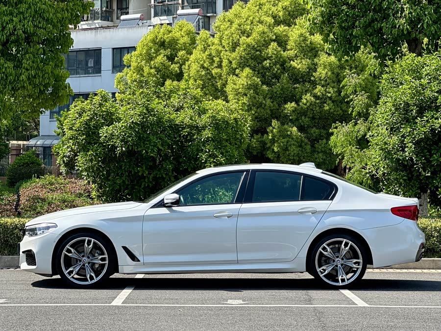 BMW 5 Series 2020
