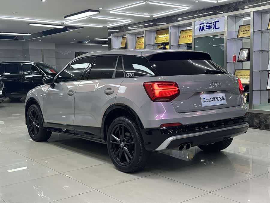 Audi Q2L 2018