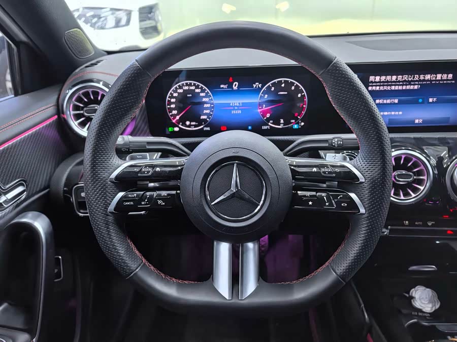 Mercedes-Benz A-Class 2023 — фото 12