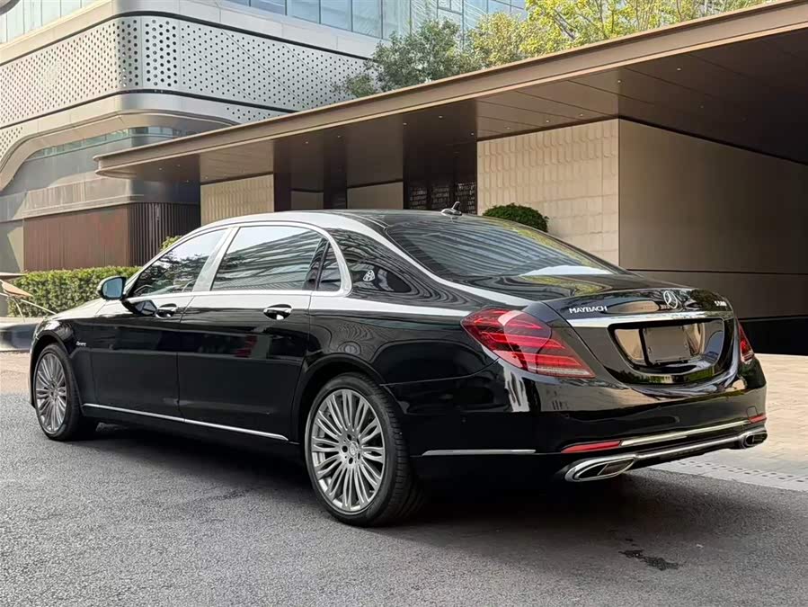 Mercedes-Benz Maybach S-Class 2015