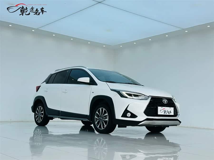 Toyota Yaris L 2022