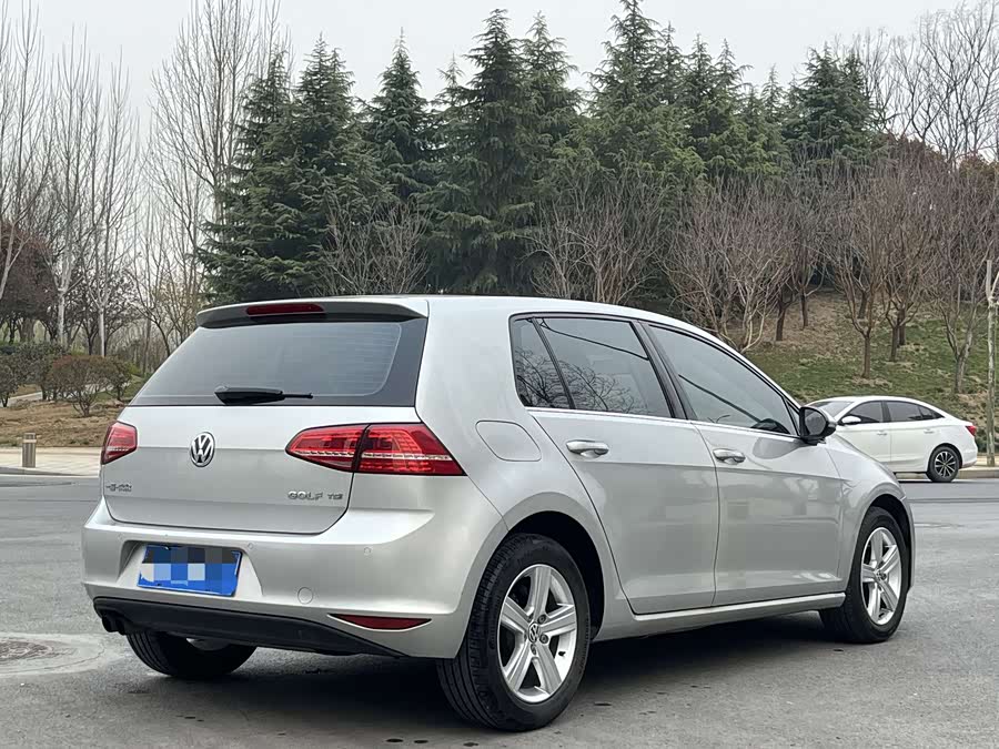 Volkswagen Golf 2014